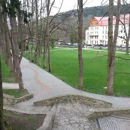Apartament Park Guest Długopole-Zdrój