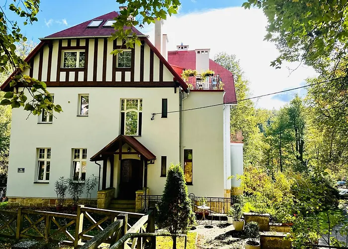 Park Guest شقة Długopole-Zdrój